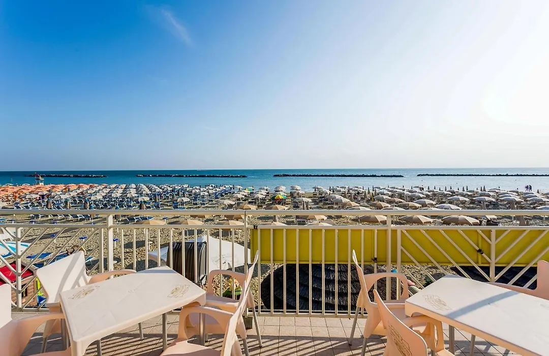 Hotel Bamby-1